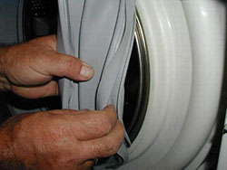 Замена резинок на стиральной машине в Москве